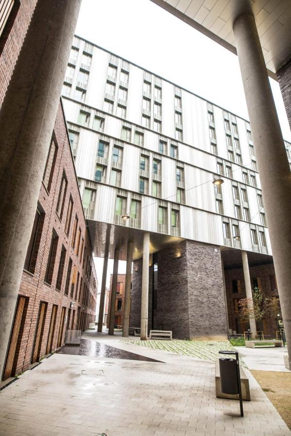 Paradise Village Coventry Exterior foto